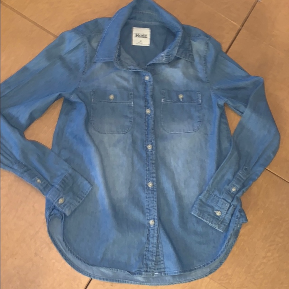 Cute Button Up!